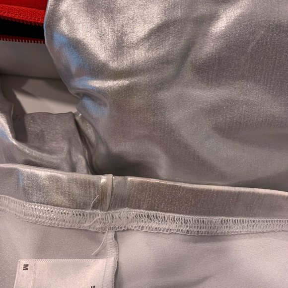 Vintage American Apparel Silver Leggings - Picture 8 of 9